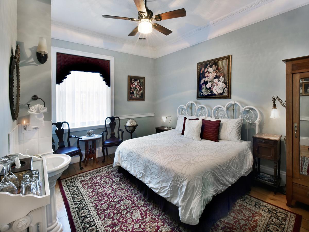 Brockamour Manor Bed And Breakfast Niagara-on-the-Lake Exteriér fotografie